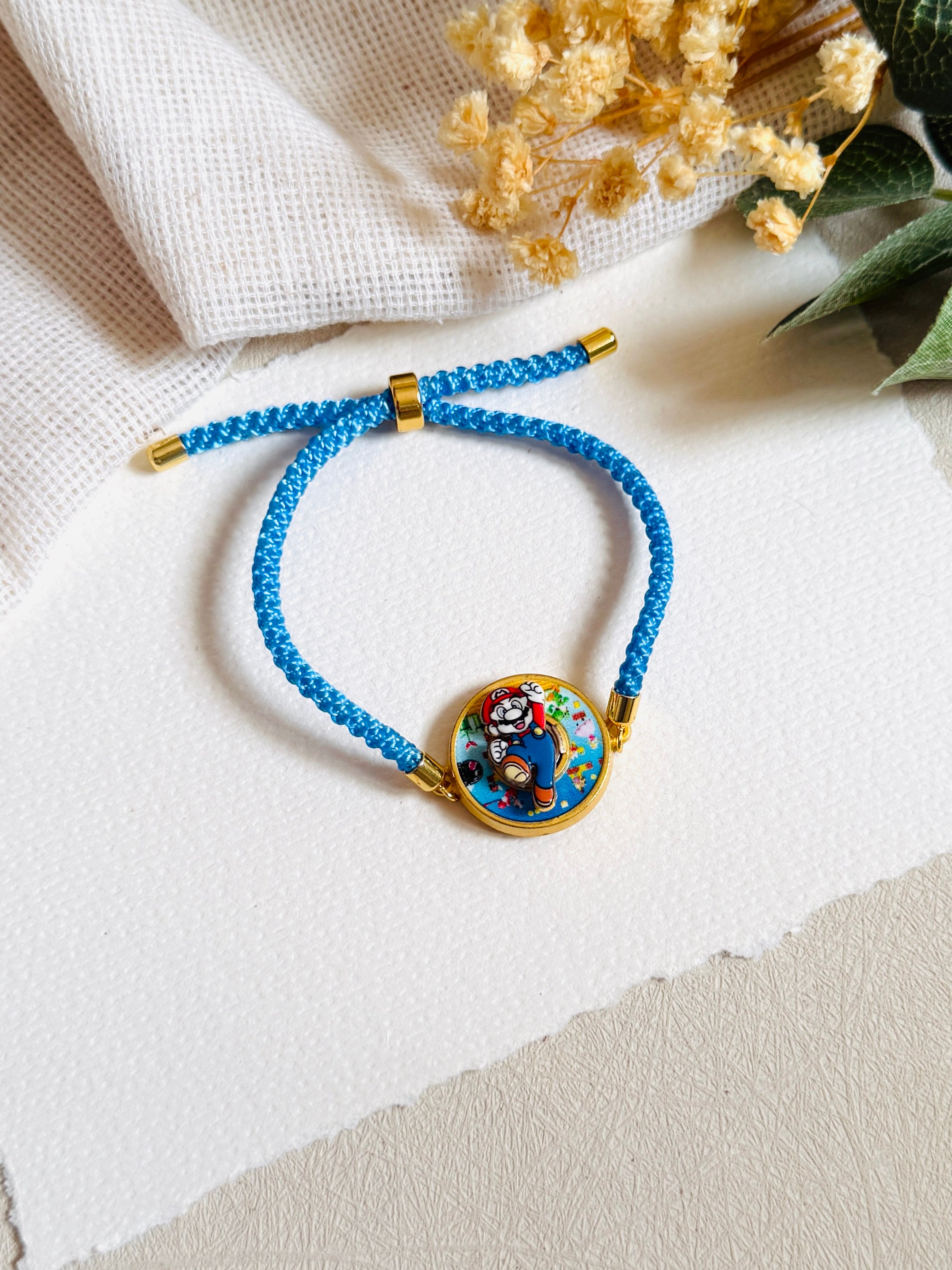 Super Mario Playful Spinner Rakhi