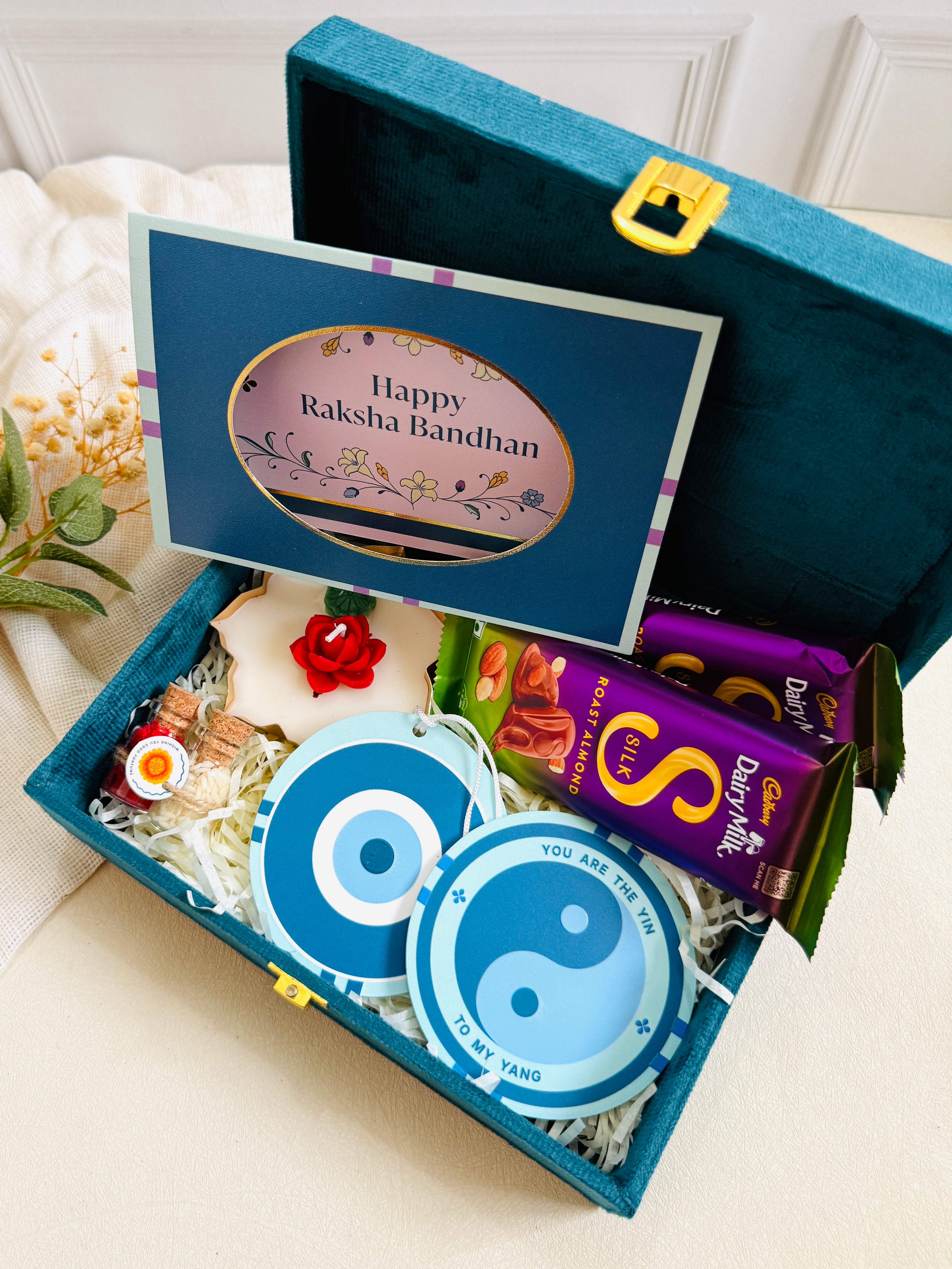 Eternal Bond Luxury Hamper